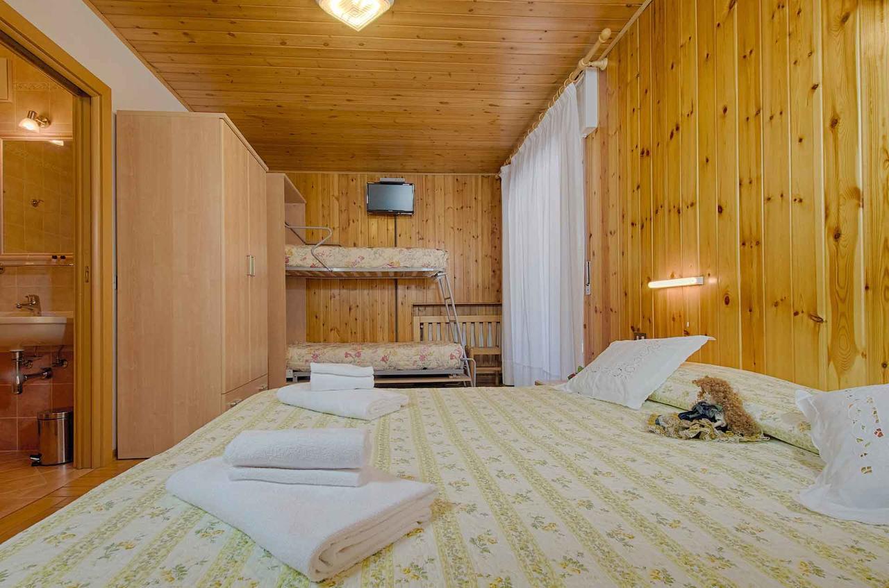 Hotel Aurora Rocca Pietore Luaran gambar
