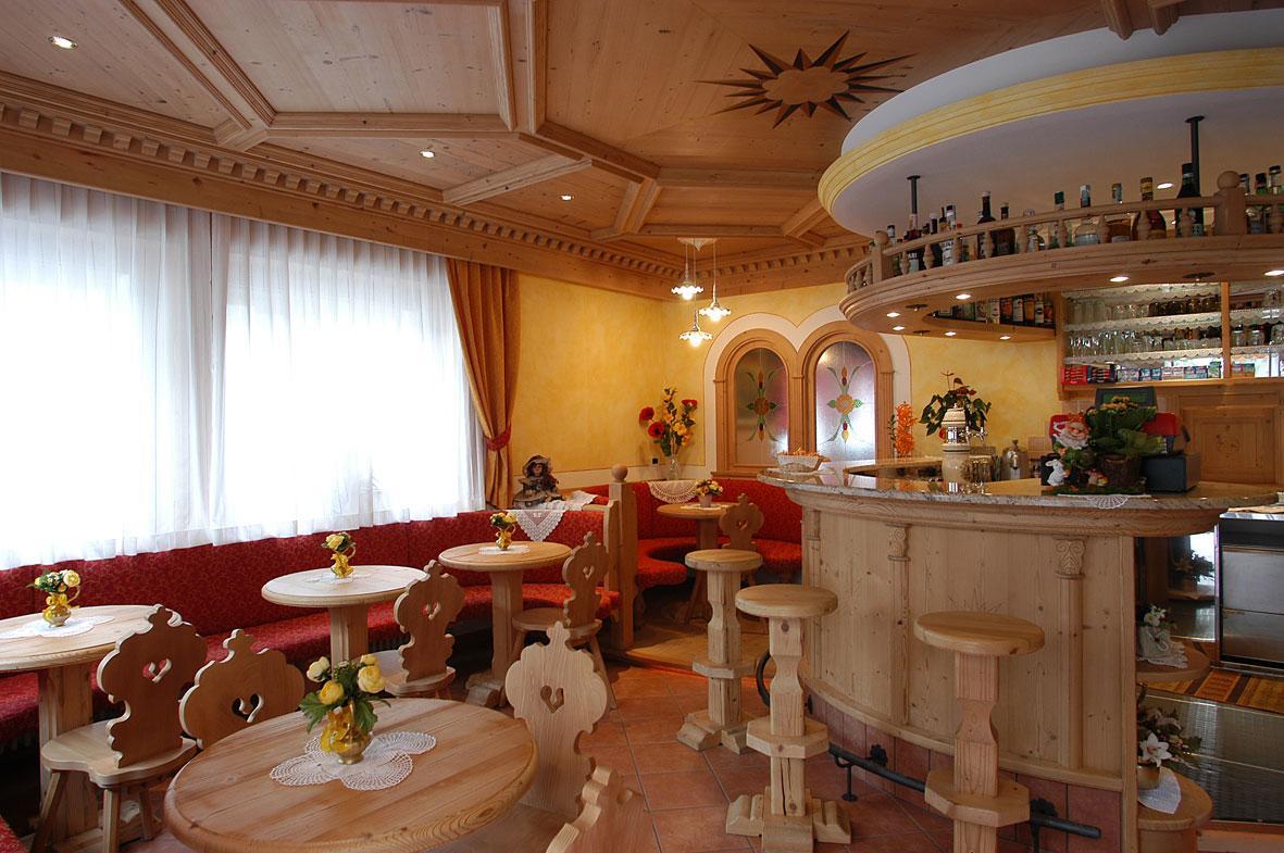 Hotel Aurora Rocca Pietore Luaran gambar